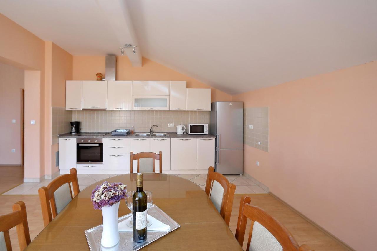 Apartmani Jagoda 比比涅 外观 照片