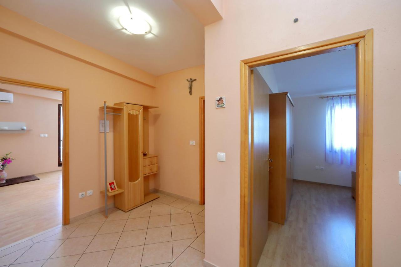 Apartmani Jagoda 比比涅 外观 照片